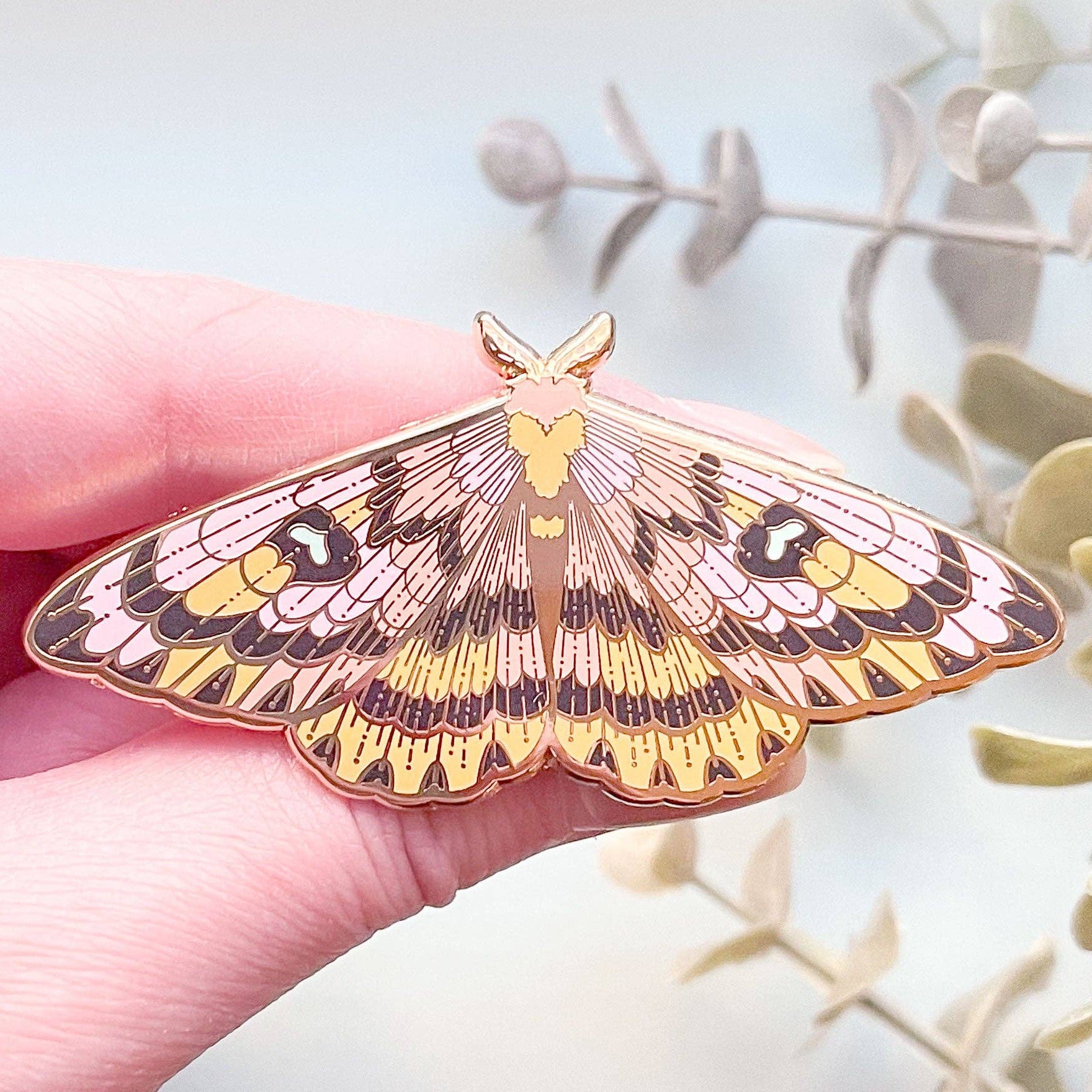 Sheep Moth (Hemileuca eglanterina) Enamel Pin
